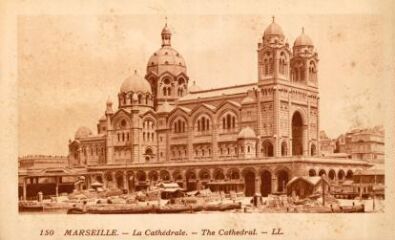1 vue Marseille. La Cathédrale . Carte avec texte au dos.