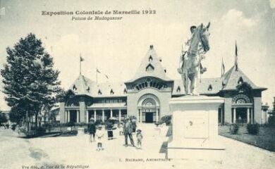 1 vue Exposition coloniale de Marseille 1922. Palais de Madagascar.