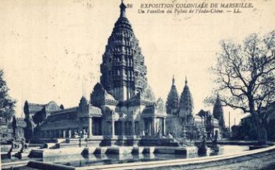 1 vue Exposition coloniale de Marseille. Un pavillon du Palais de l' Indo-Chine. Carte envoyée en 1924.
